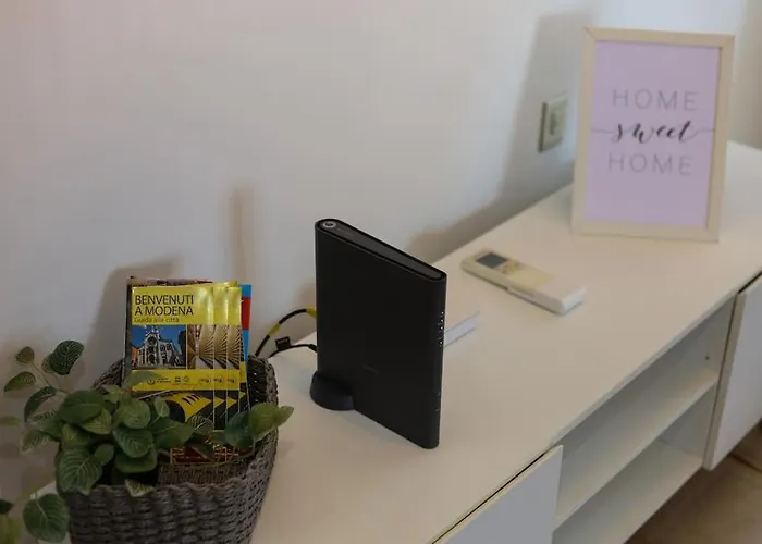 - Vicino Al Centro - Free Parking & Wi-fi Modena