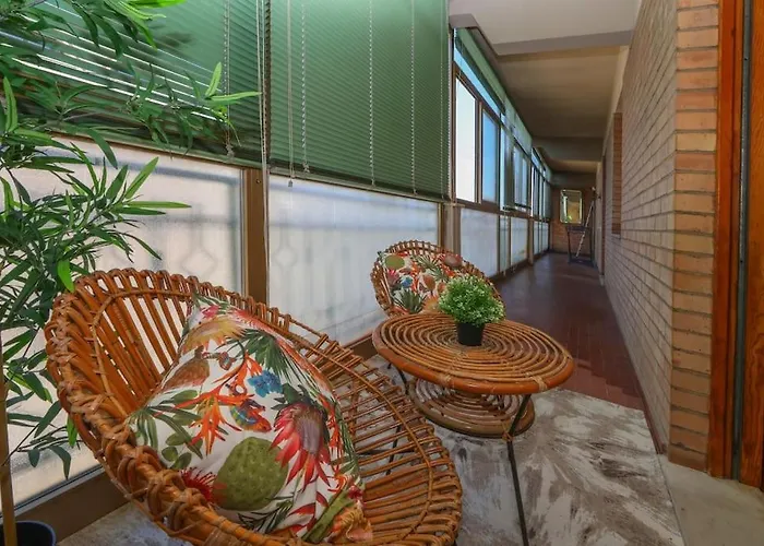 Apartament - Vicino Al Centro - Free Parking & Wi-fi